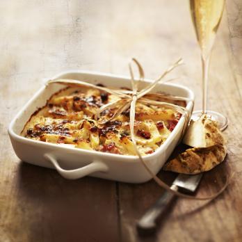 Celery gratin with creamy Roquefort