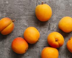 8249-pinotgris shutterstock 283368203