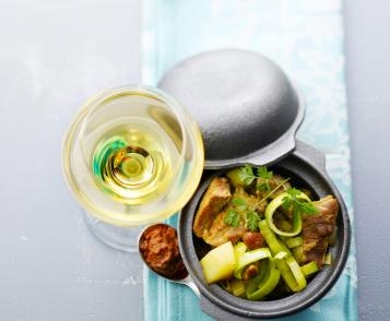 Pork curry with mango