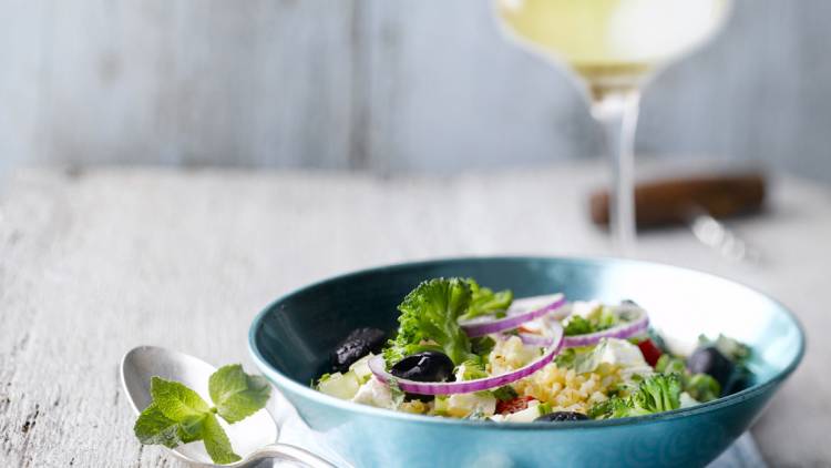 Greek style bulgur salad